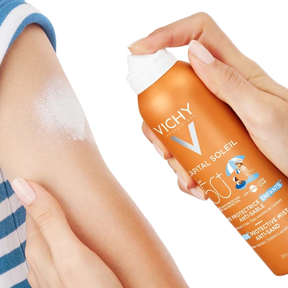 Vichy Capital Soleil, otroško razpršilo, ki preprečuje lepljenje peska na kožo - ZF50+, 200 ml