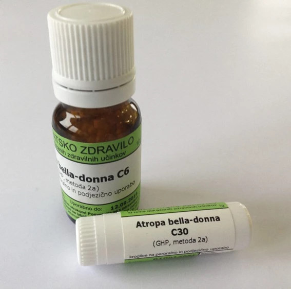 Atropa bella-donna C12 homeopatske kroglice, 1 g